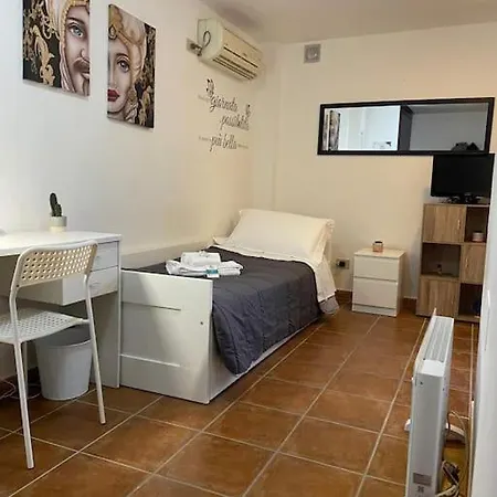شقة Petit Maison باليرمو