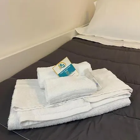 شقة Petit Maison باليرمو